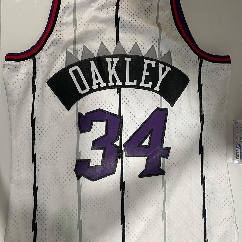 Raptors Classic Hardwood Mitchell And Ness Jersey Charles Oakley